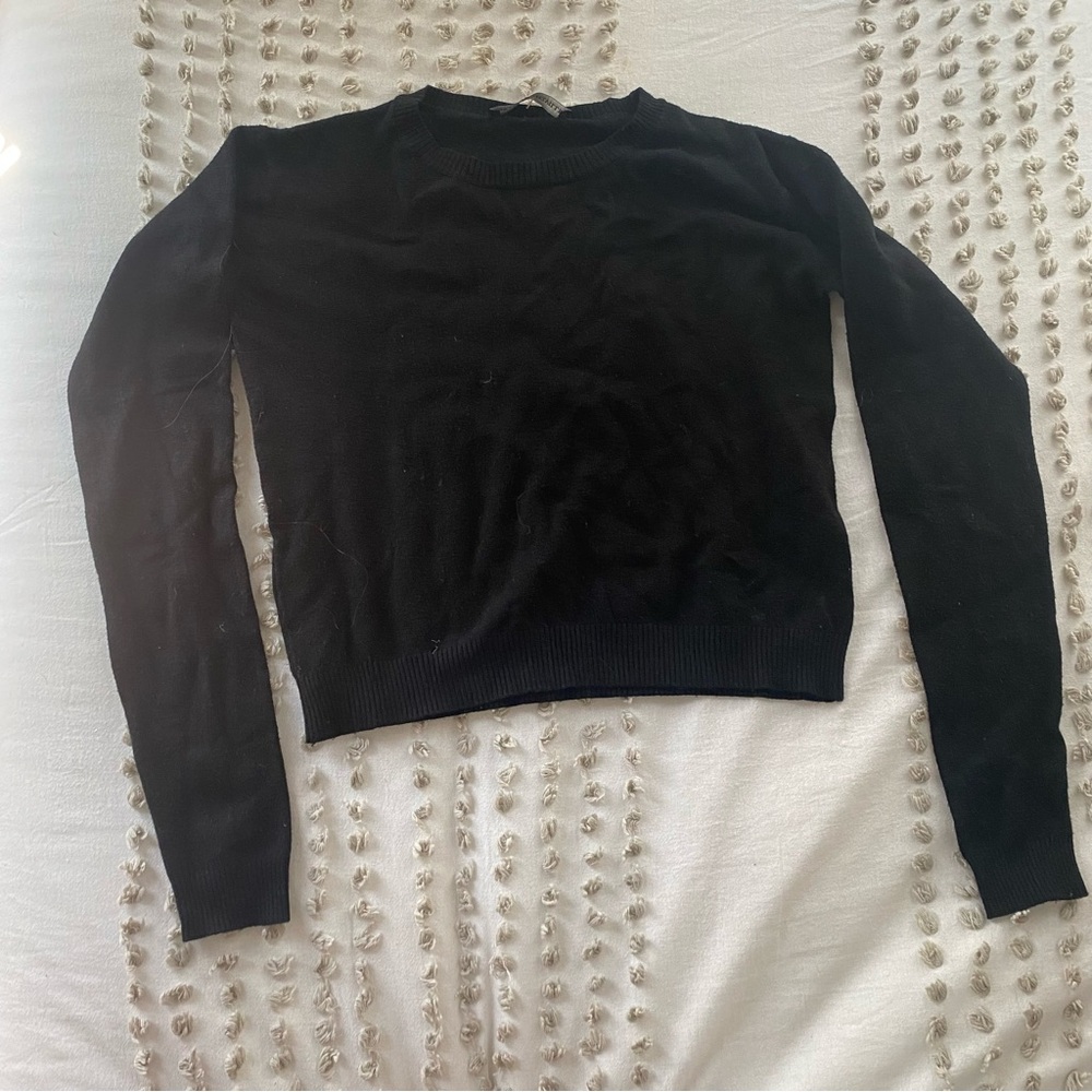 Brandy melville sweater